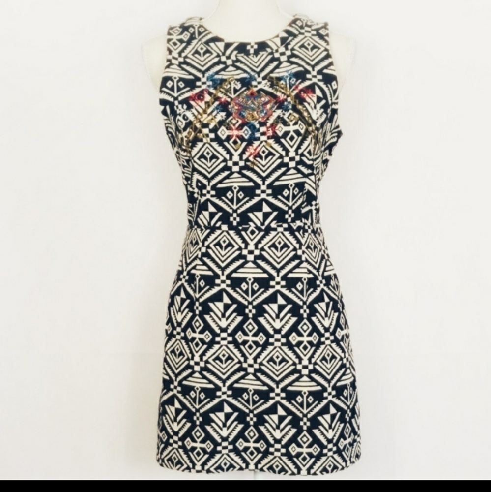 ASTR Aztec Tribal print cotton dress Size M
